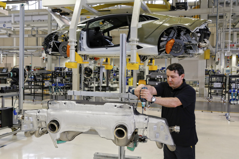 Illustration for article titled How Lamborghini Builds The Huracan